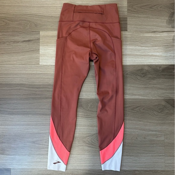 Brooks Method 7/8 Running Tight Women's size small pink terracotta workout pants - Picture 4 of 7